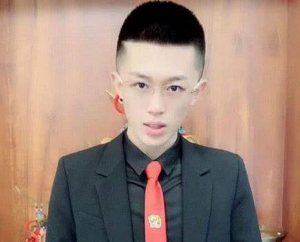 牌牌琦求婚被封杀直播_快手网红大八卦最新事件-_快手二驴回归时间