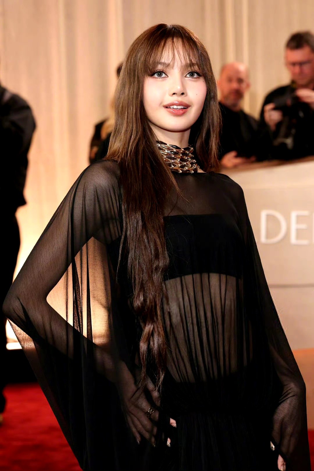 金球奖红毯造型_男明星红毯穿搭_女明星黑色礼服