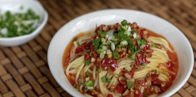 贵州糟辣椒_贵州网红黑暗料理,_张建强监制糟辣椒