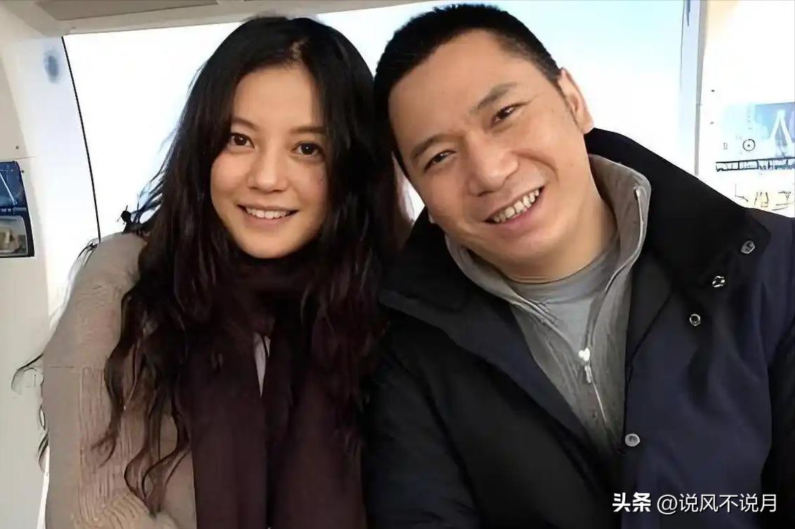 赵薇被执行冻结股权事件_赵薇被封杀后女儿复出_赵薇现在还在娱乐圈吗