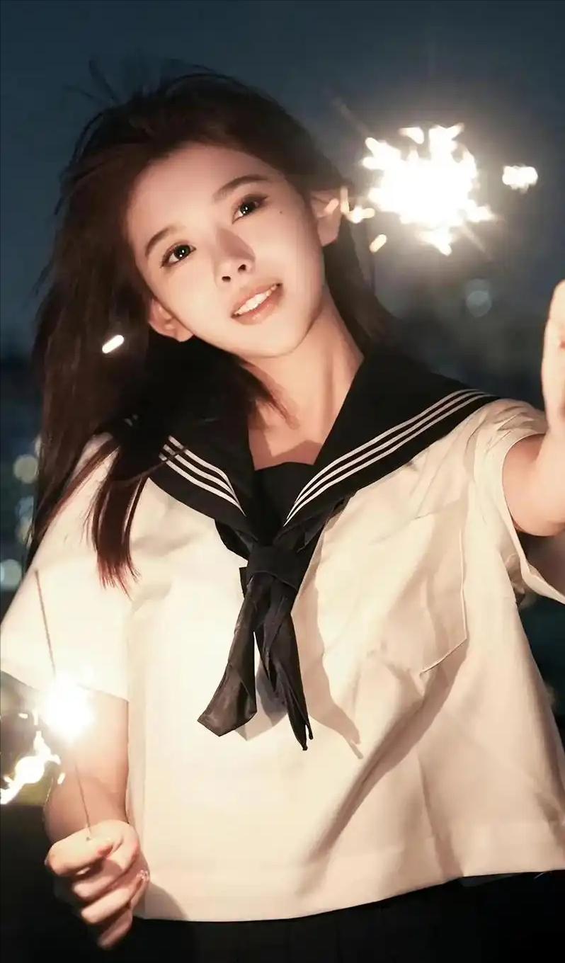 明星出轨社会**热点,_网红偷税漏税曝光_娱乐圈法律红线事件